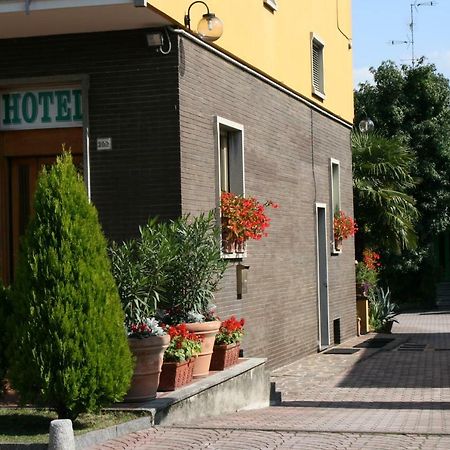 Albergo Nardini Lentate sul Seveso Exterior foto